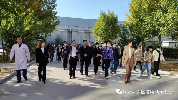 市人大向导走进信康养老·颐园
