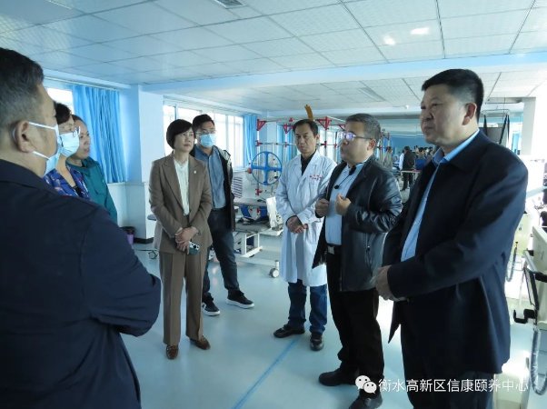 市人大向导走进信康养老·颐园
