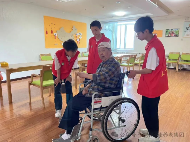 饺子传情，，，，，，自愿偕行